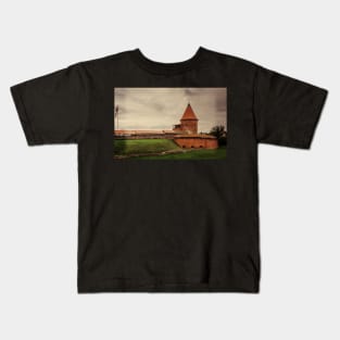 Gothic style medieval castle Kids T-Shirt